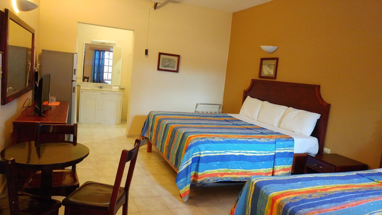 Sun Suites Cozumel Exteriör bild