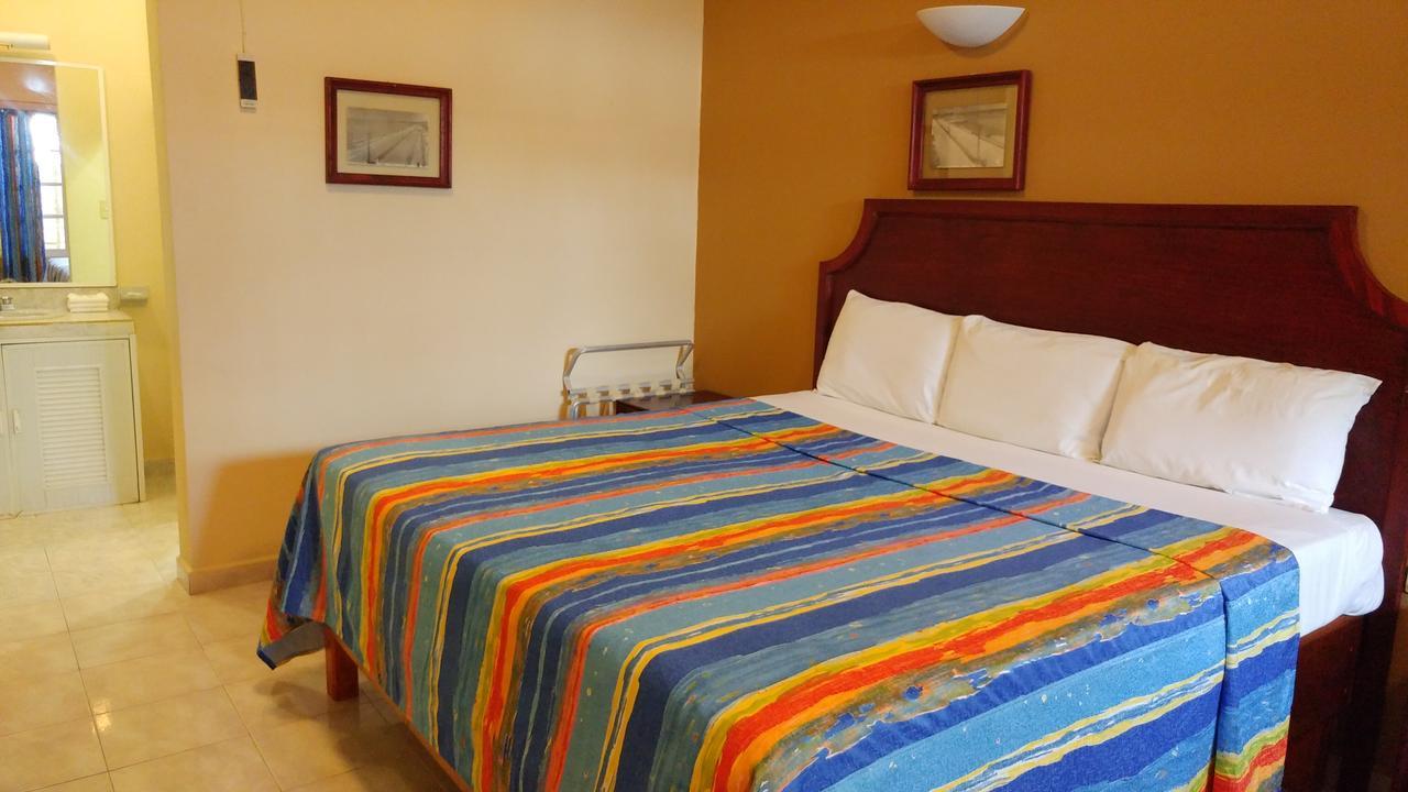 Sun Suites Cozumel Exteriör bild
