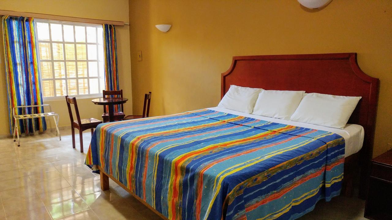 Sun Suites Cozumel Exteriör bild